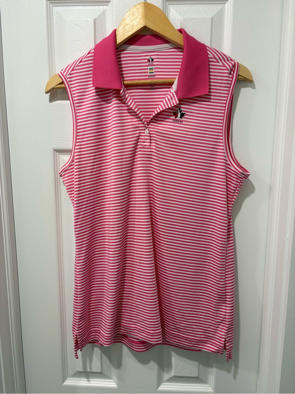 Hudson Bay golf Canada  sleeveless women’s  polo shirt large